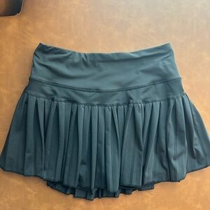 Black Good hinge skirt